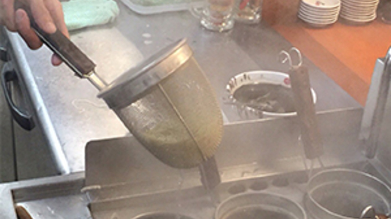 ラーメン まこと屋|調理見習い・調理補助の求人画像1枚目