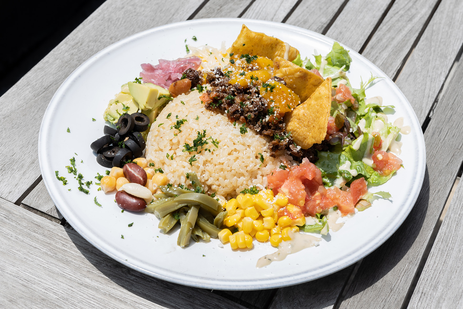 LAS DOS CARAS MODERN MEXICANO Y TACOS 原宿|キッチンスタッフの求人画像1枚目