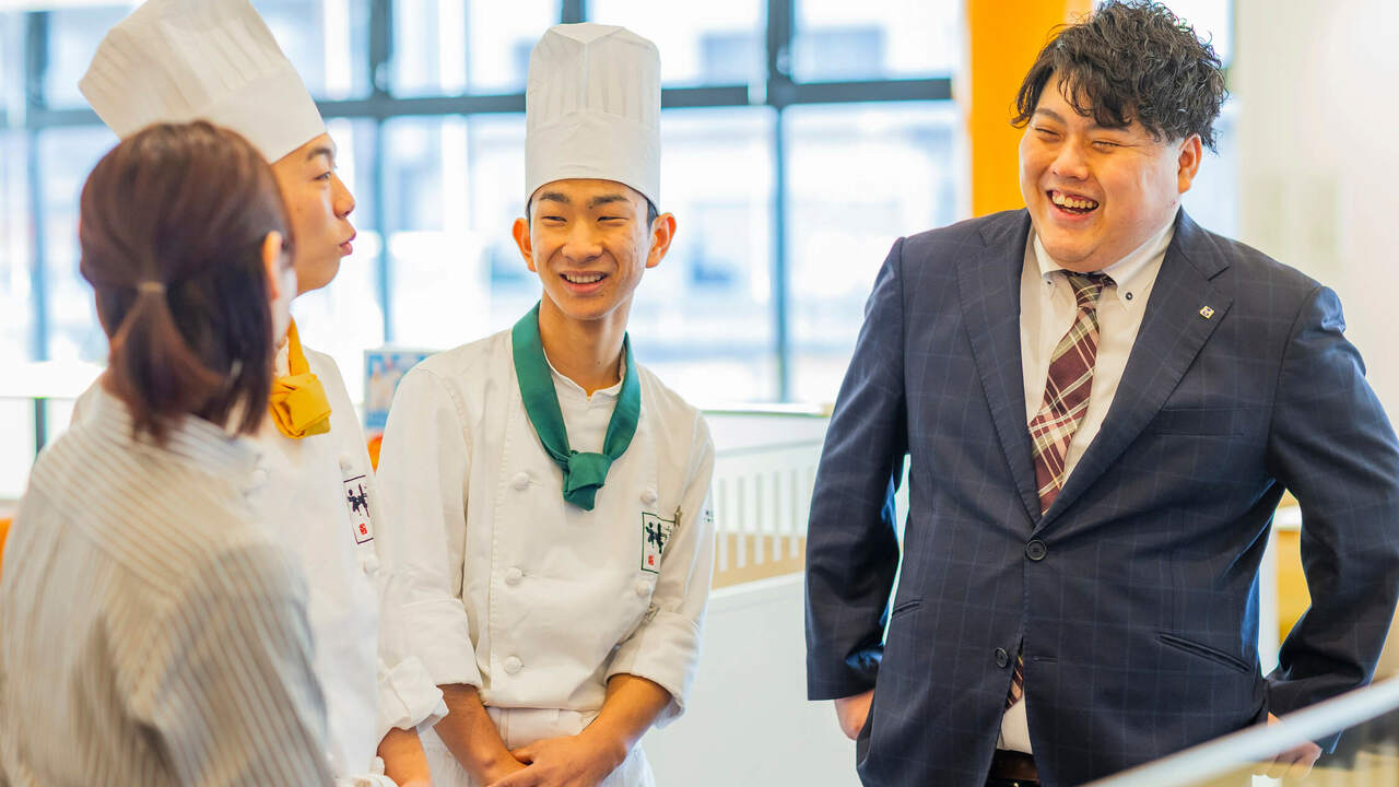 どうとんぼり神座|レストランサービス・ホールスタッフの求人画像3枚目