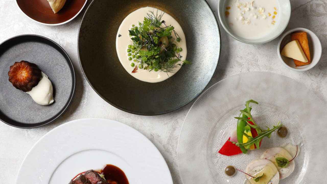 俺のフレンチ|レストランサービス・ホールスタッフの求人画像1枚目