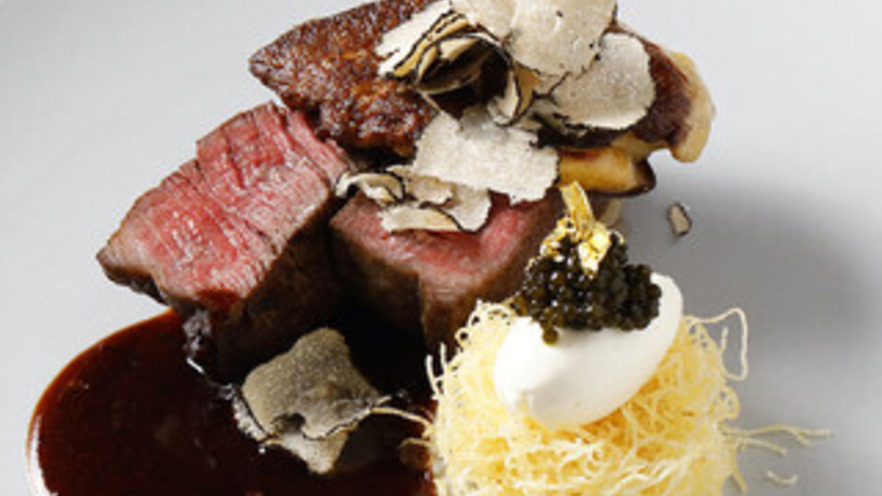 俺のフレンチ|レストランサービス・ホールスタッフの求人画像1枚目