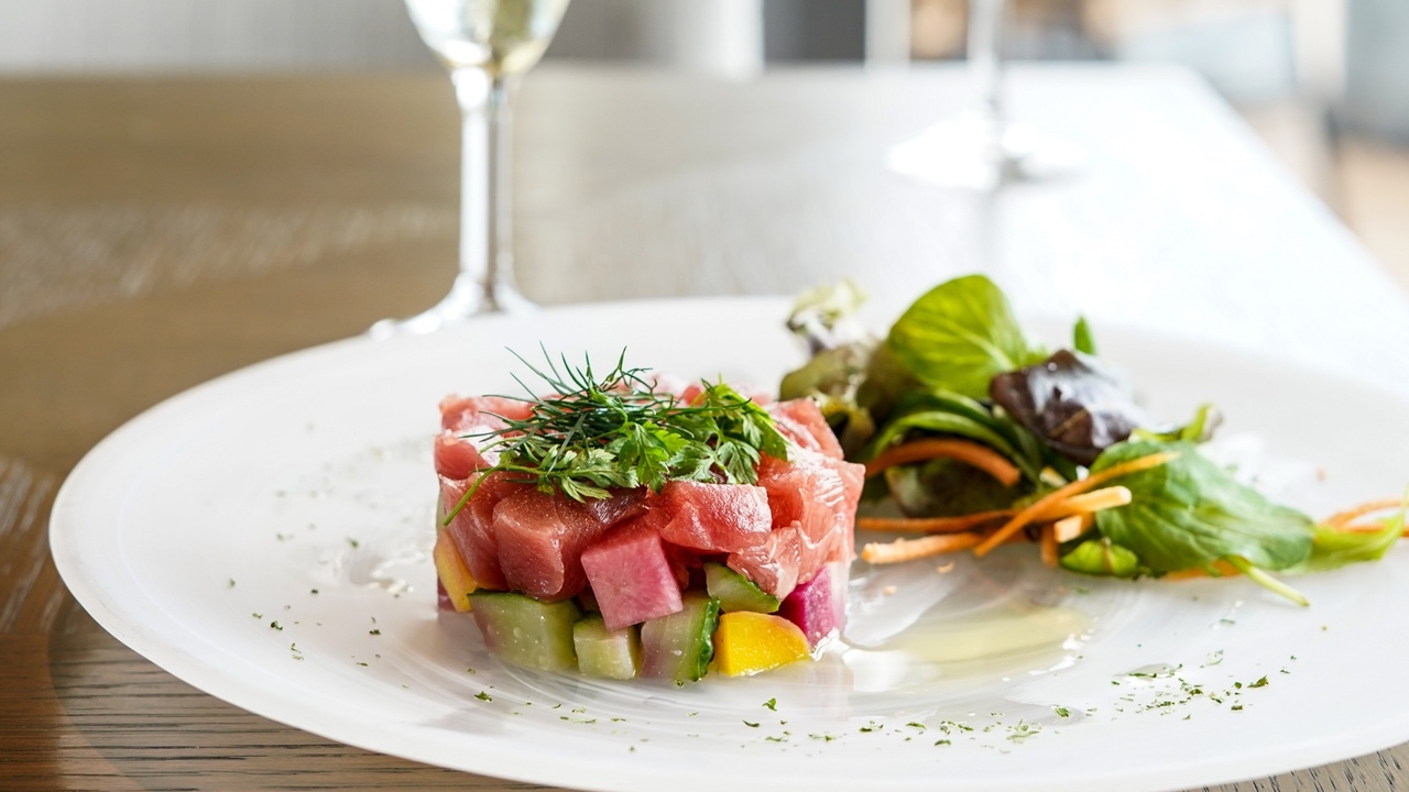Coronial Beach|料理長・料理長候補の求人画像1枚目