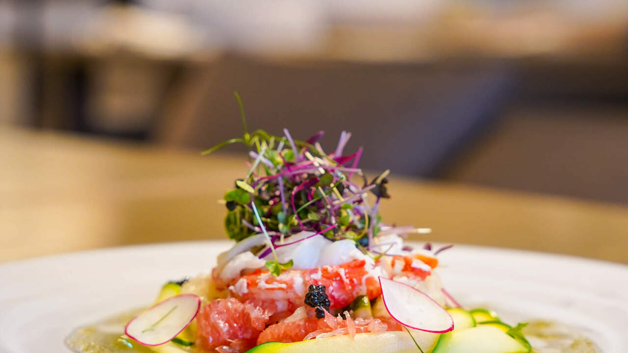 Coronial Beach|料理長・料理長候補の求人画像1枚目