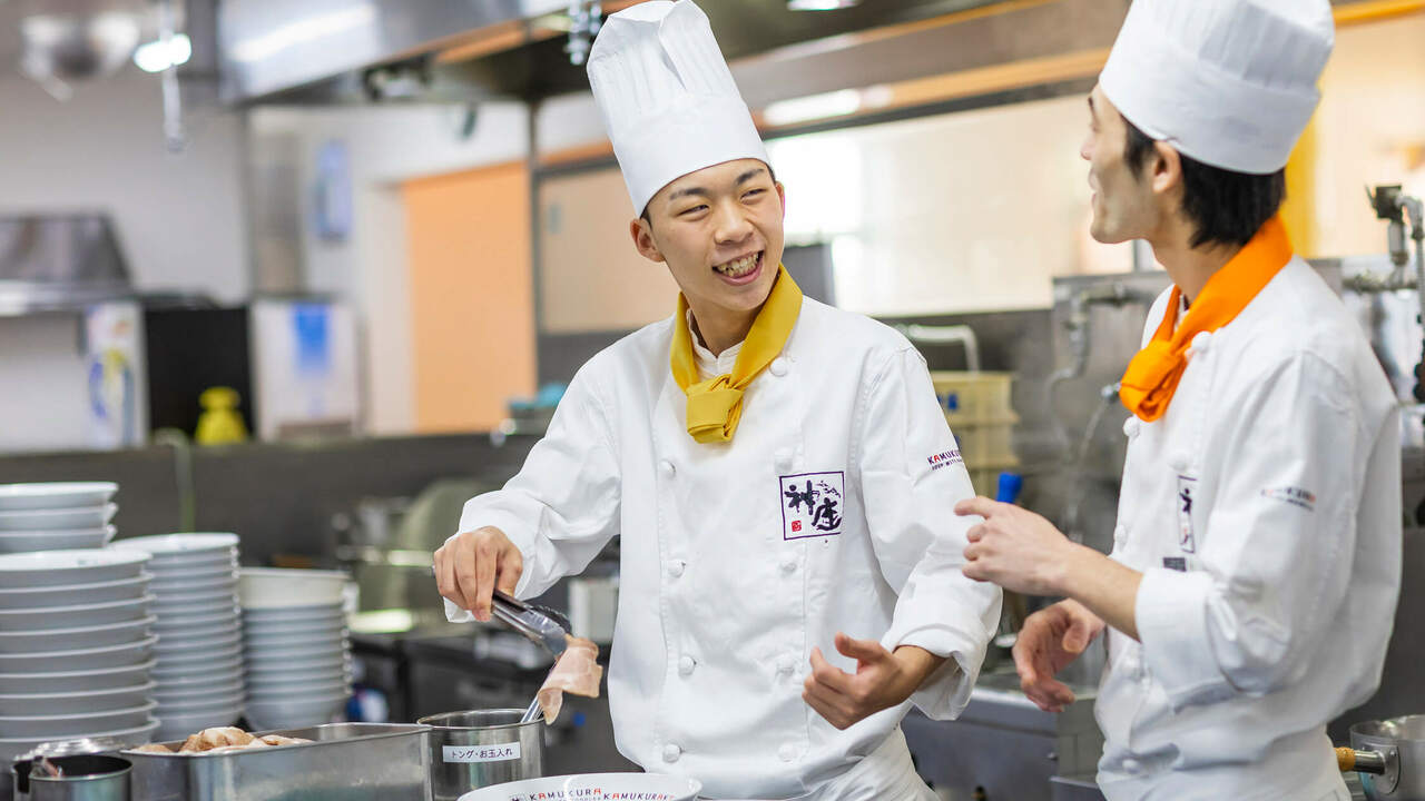 どうとんぼり神座|キッチンスタッフの求人画像1枚目