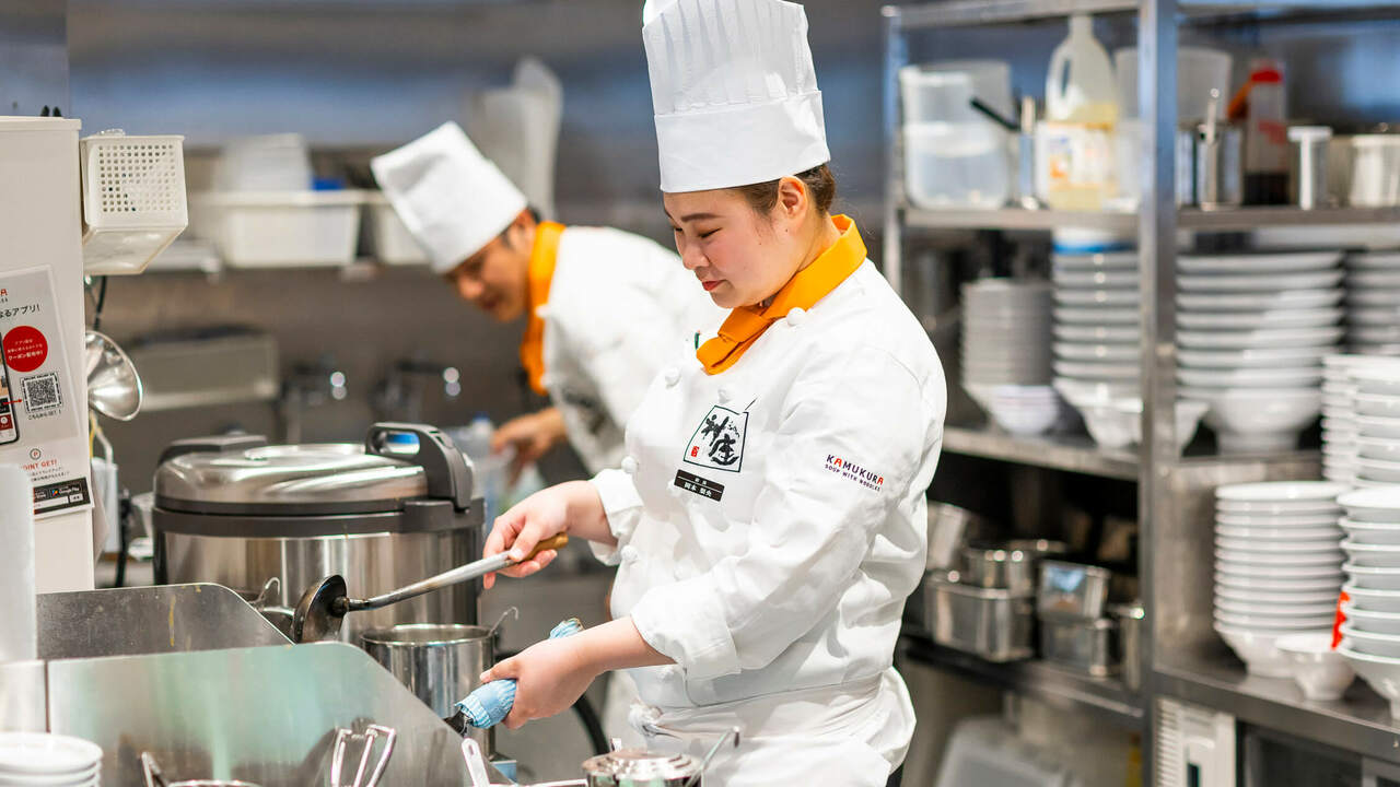 どうとんぼり神座|レストランサービス・ホールスタッフの求人画像2枚目