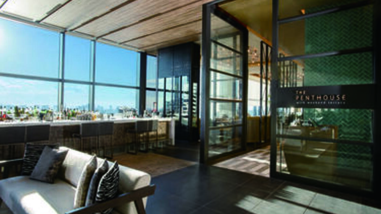 THE PENTHOUSE with weekend terrace|レストランサービス・ホールスタッフの求人画像3枚目