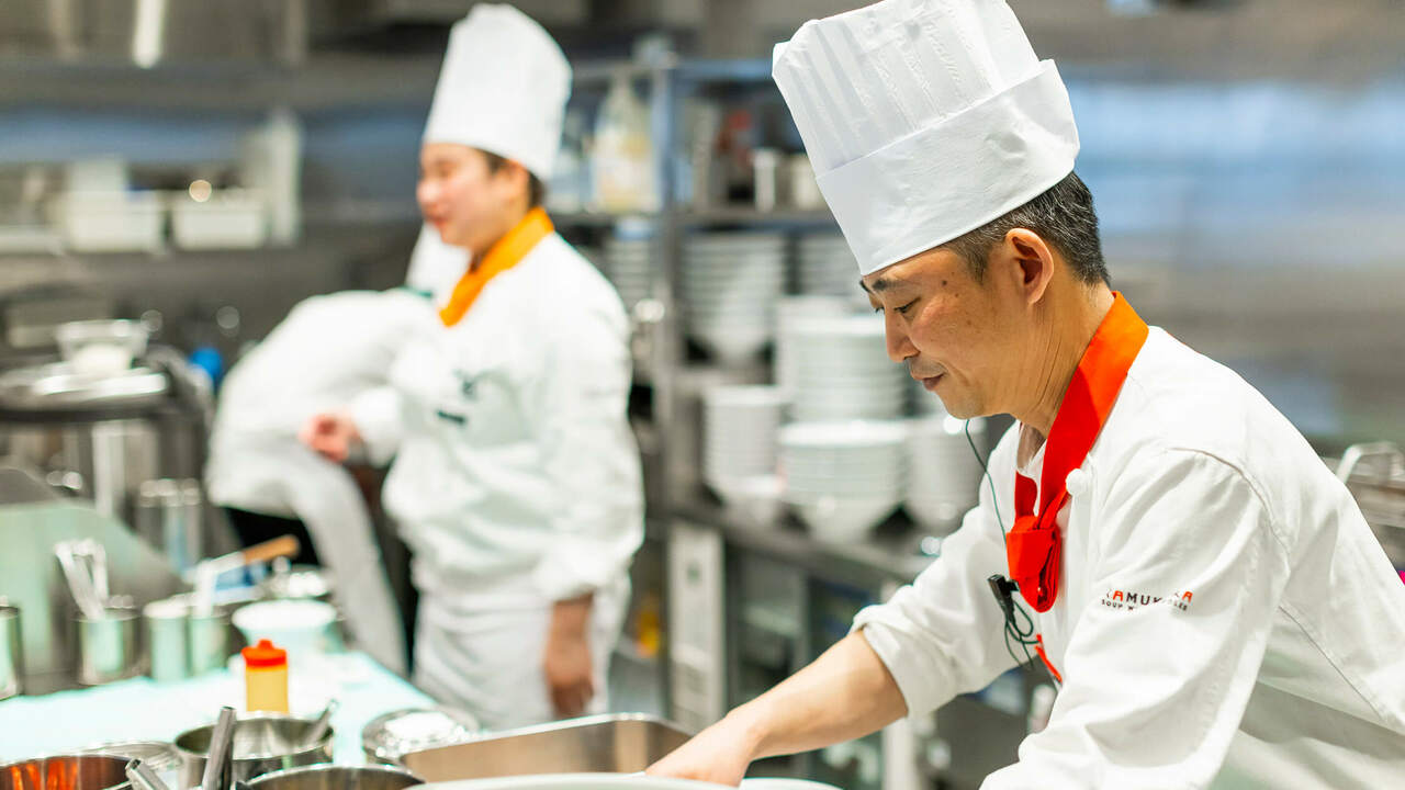 どうとんぼり神座|料理長・料理長候補の求人画像1枚目