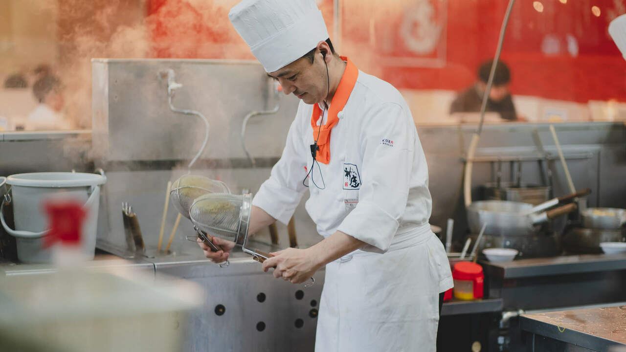 どうとんぼり神座|料理長・料理長候補の求人画像1枚目