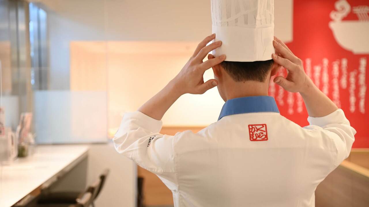 どうとんぼり神座|料理長・料理長候補の求人画像1枚目