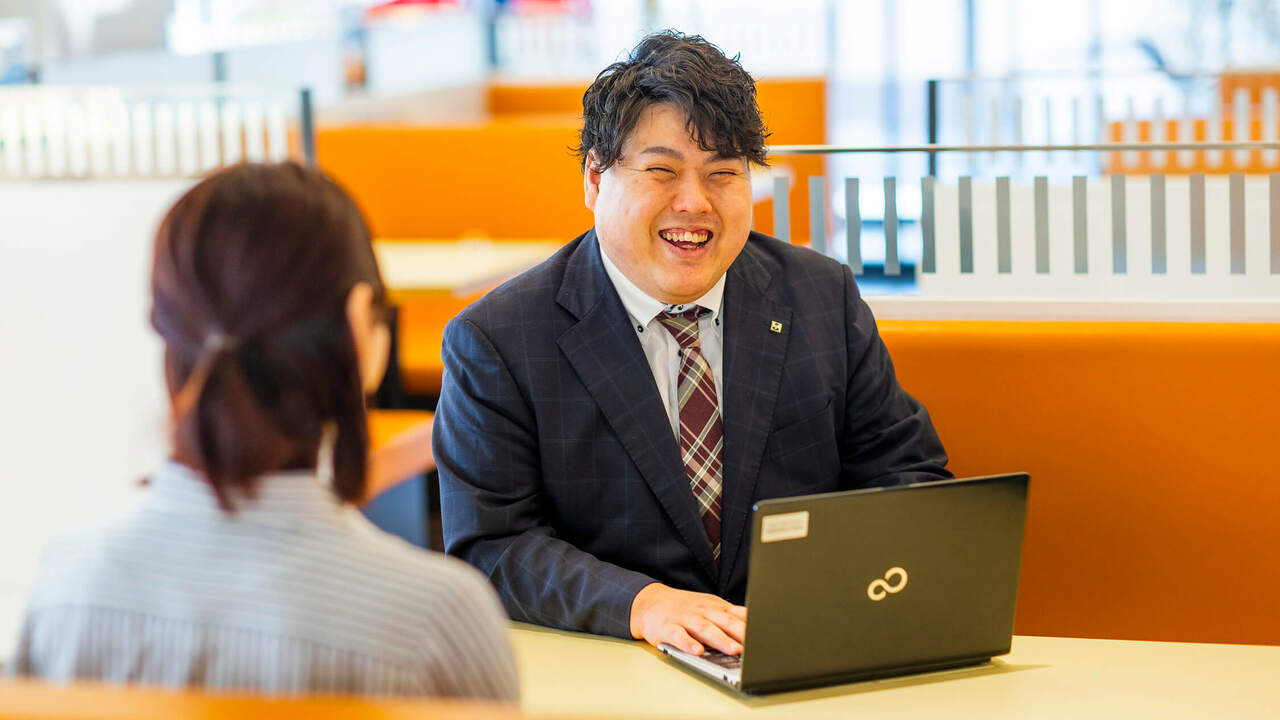どうとんぼり神座 麻布十番店(東京都 港区) ラーメン | エリアマネージャー)の求人の写真 2枚目