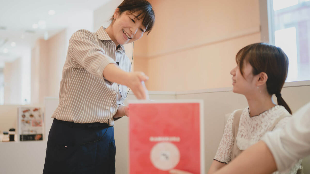 どうとんぼり神座|調理見習い・調理補助の求人画像4枚目