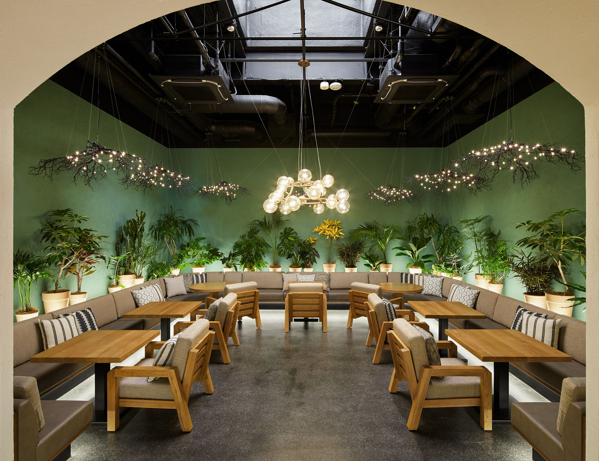 Café Iguana MEXICAN GRILL 深谷|店長・店長候補の求人画像1枚目