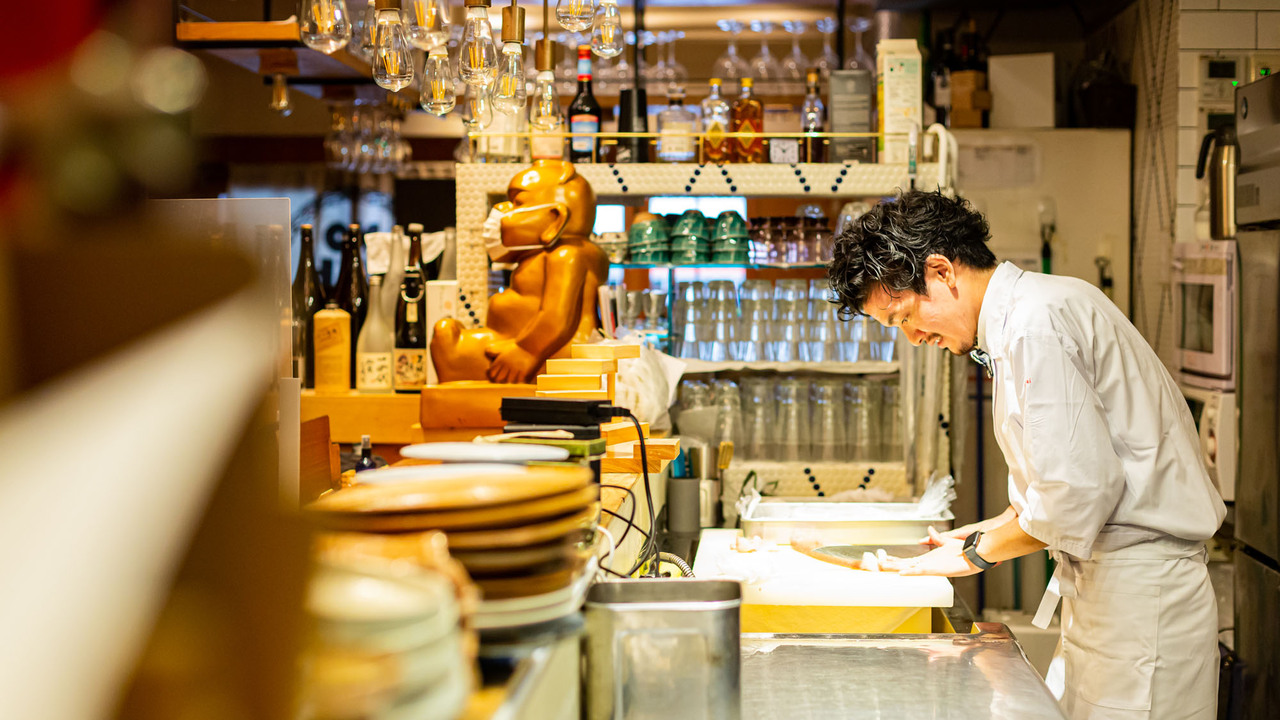 和食とお酒 きいろ 青山店|レストランサービス・ホールスタッフの求人画像1枚目