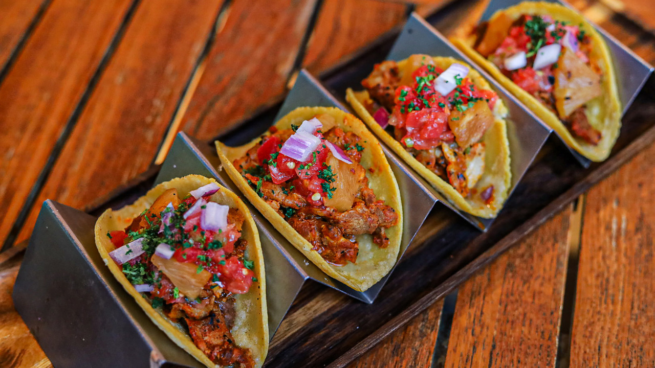 LAS DOS CARAS MODERN MEXICANO Y TACOS 原宿|キッチンスタッフの求人画像2枚目