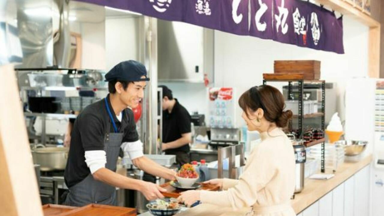 漁港の駅TOTOCO小田原|レストランサービス・ホールスタッフの求人画像2枚目