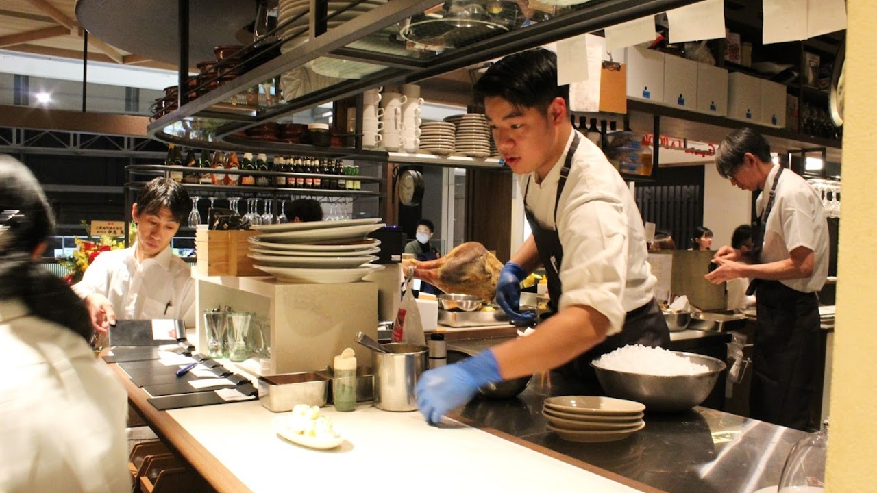 LA BODEGA|調理見習い・調理補助の求人画像4枚目