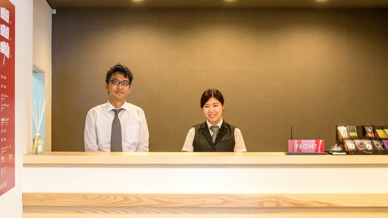 レクトーレ|フロントスタッフの求人画像2枚目
