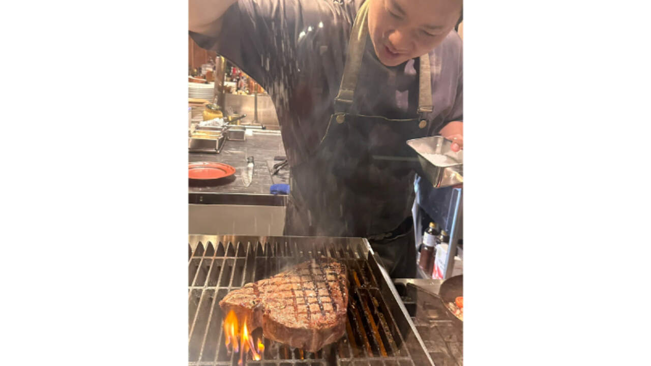 CARNICERIA|料理長・料理長候補の求人画像1枚目