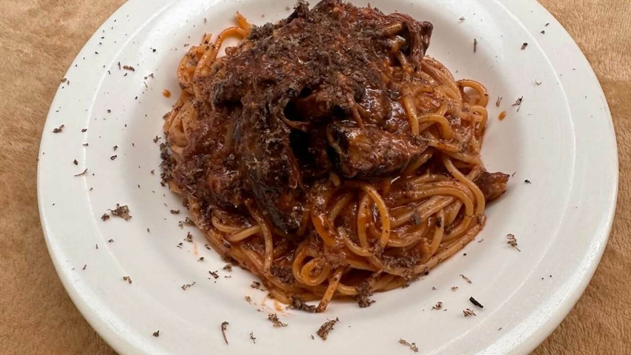 CARNICERIA|レストランサービス・ホールスタッフの求人画像1枚目