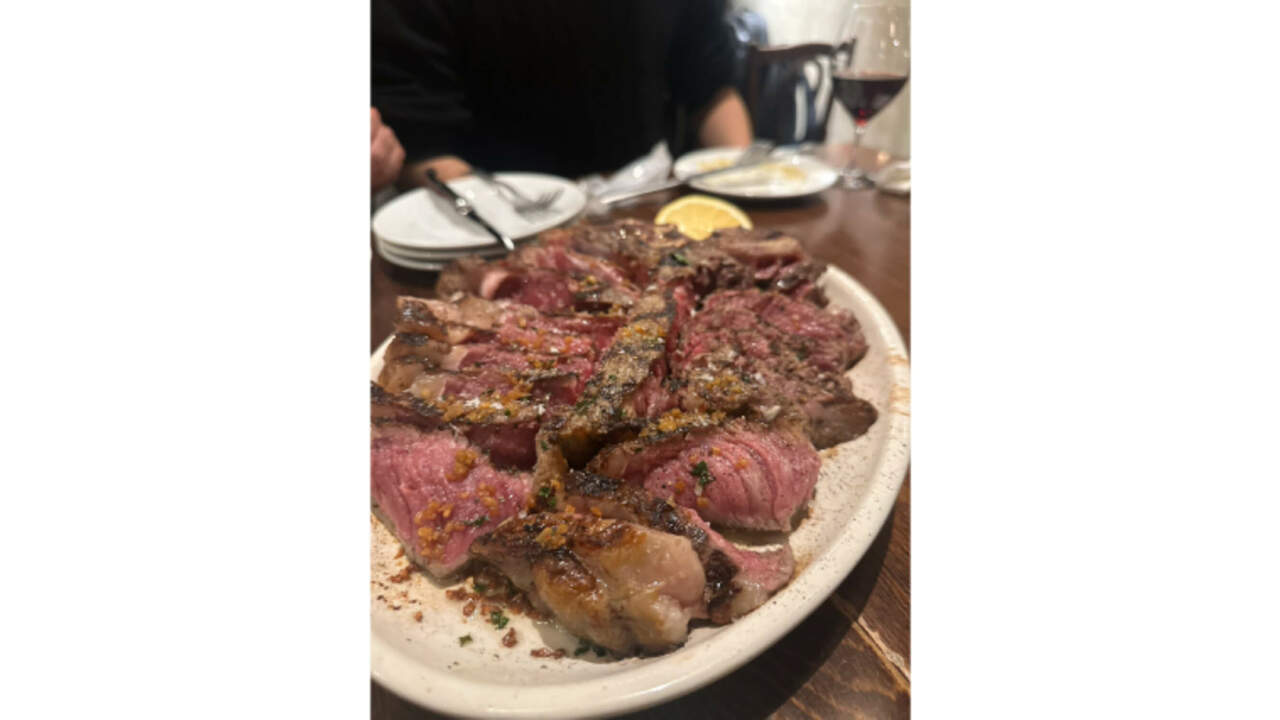 丸ノ内　mescita|料理長・料理長候補の求人画像1枚目
