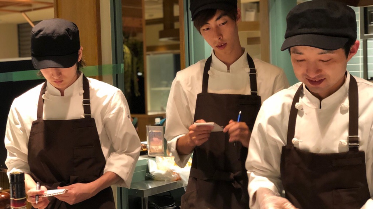 LA BODEGA|料理長・料理長候補の求人画像1枚目