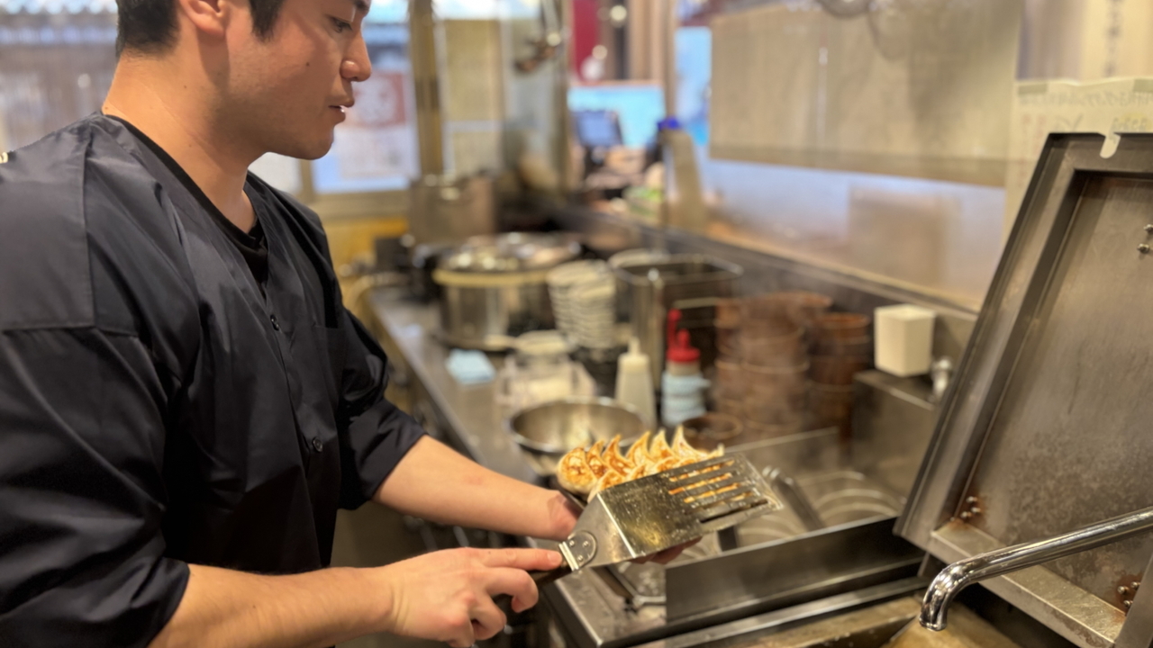 肉汁餃子のダンダダン 稲田堤店 和食, 居酒屋 | レストランサービス・ホールスタッフ)の求人の写真