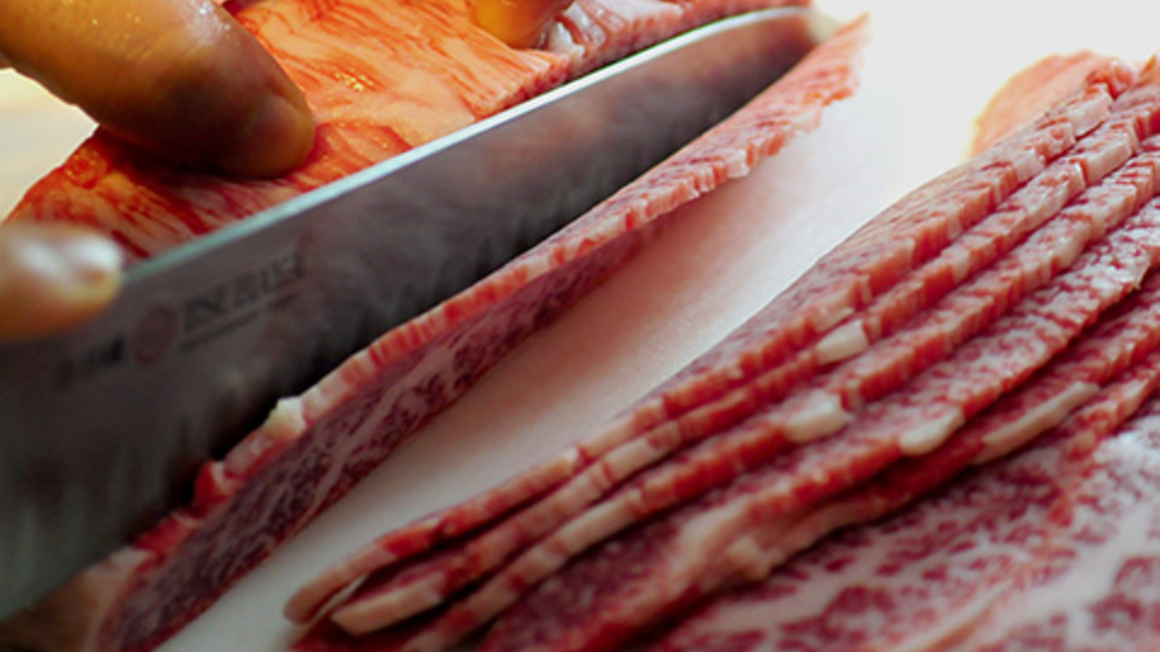 焼肉りんご|調理見習い・調理補助の求人画像1枚目
