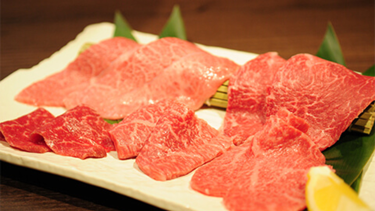焼肉りんご|料理長・料理長候補の求人画像1枚目
