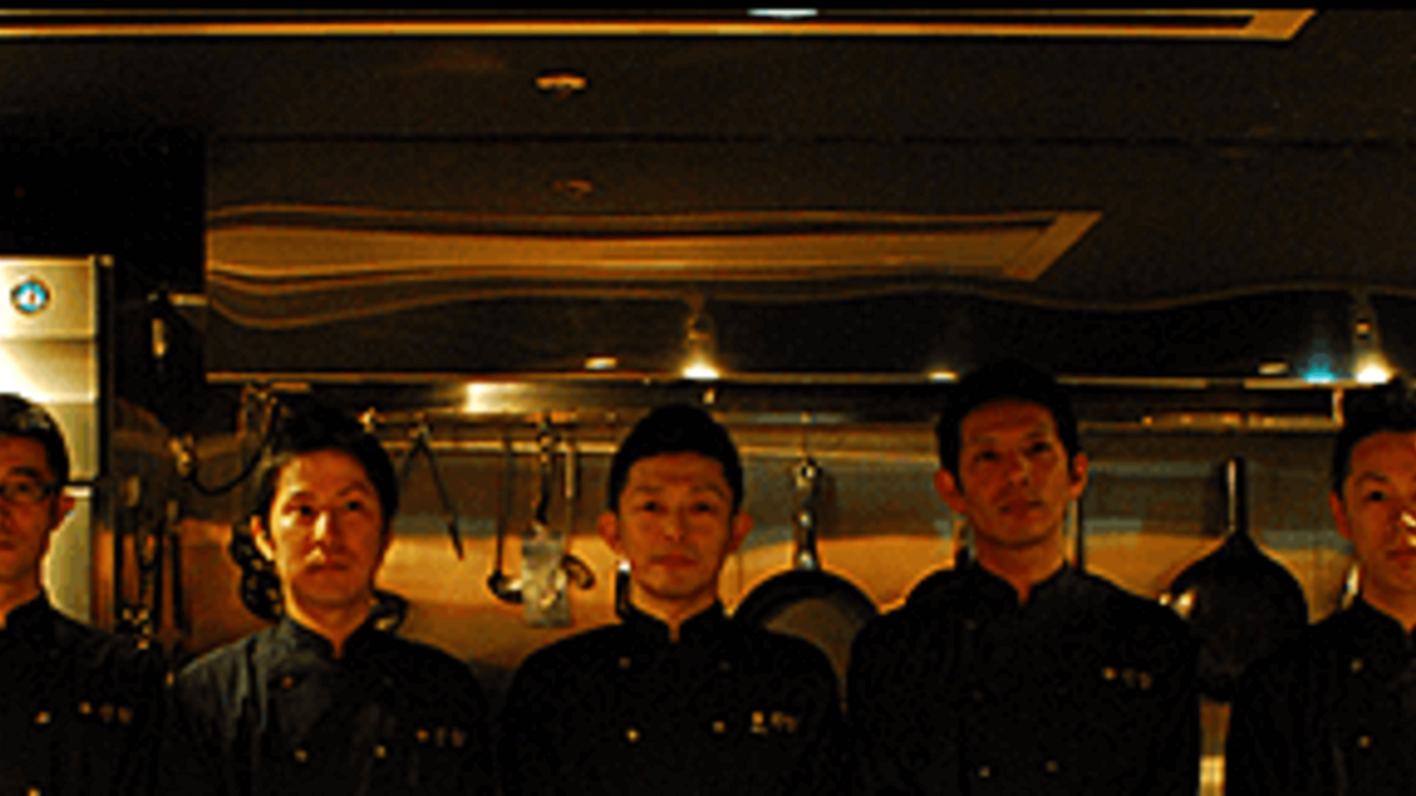 博多煌梨|レストランサービス・ホールスタッフの求人画像1枚目