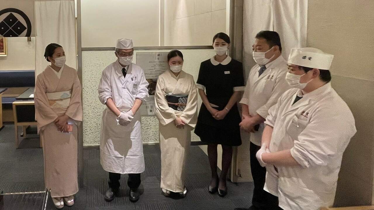 八坂圓堂|レストランサービス・ホールスタッフの求人画像1枚目