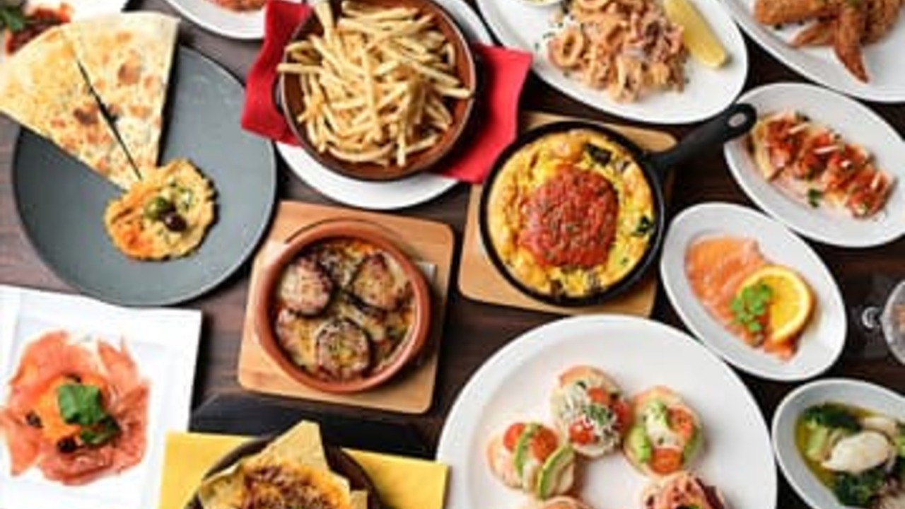 GRILL DINING＆WINE 金山テラス|料理長・料理長候補の求人画像1枚目