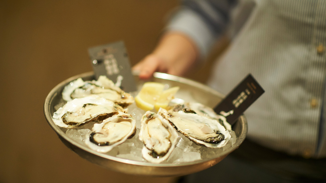 Oyster Table|キッチンスタッフの求人画像1枚目