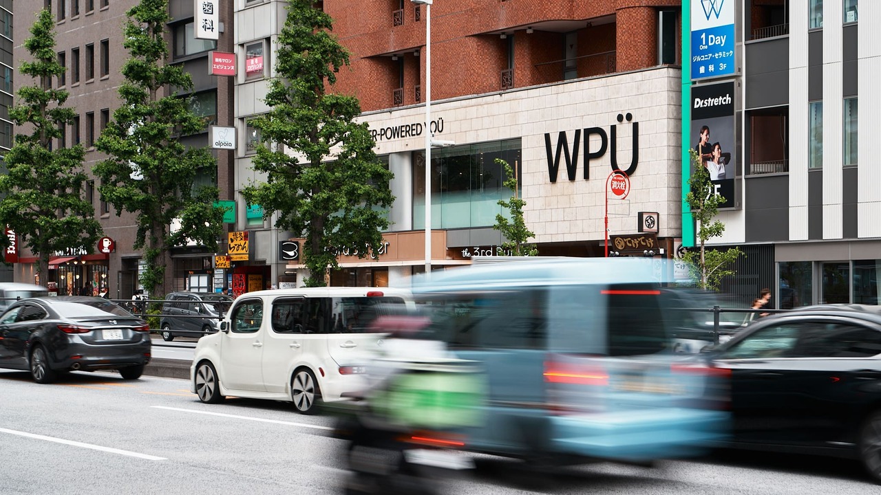 WPÜ SHINJUKU|フロントスタッフの求人画像1枚目