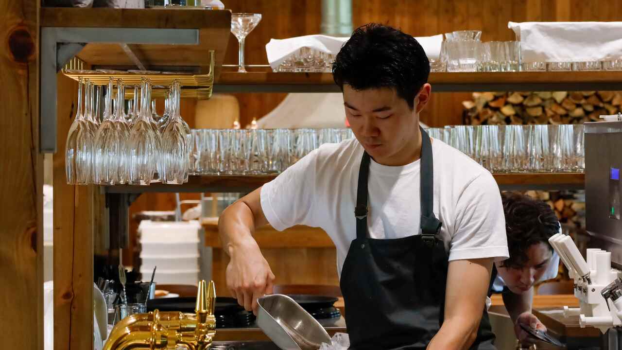 UBUYAMA PLACE|レストランサービス・ホールスタッフの求人画像3枚目