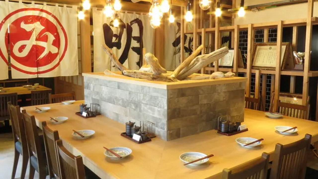 明神丸|店長・店長候補の求人画像1枚目