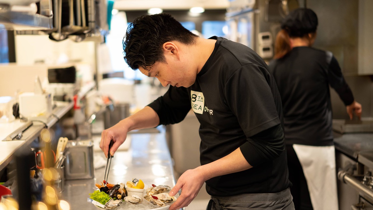 EMIT FISH BAR OYSTER & GRILL|料理長・料理長候補の求人画像2枚目