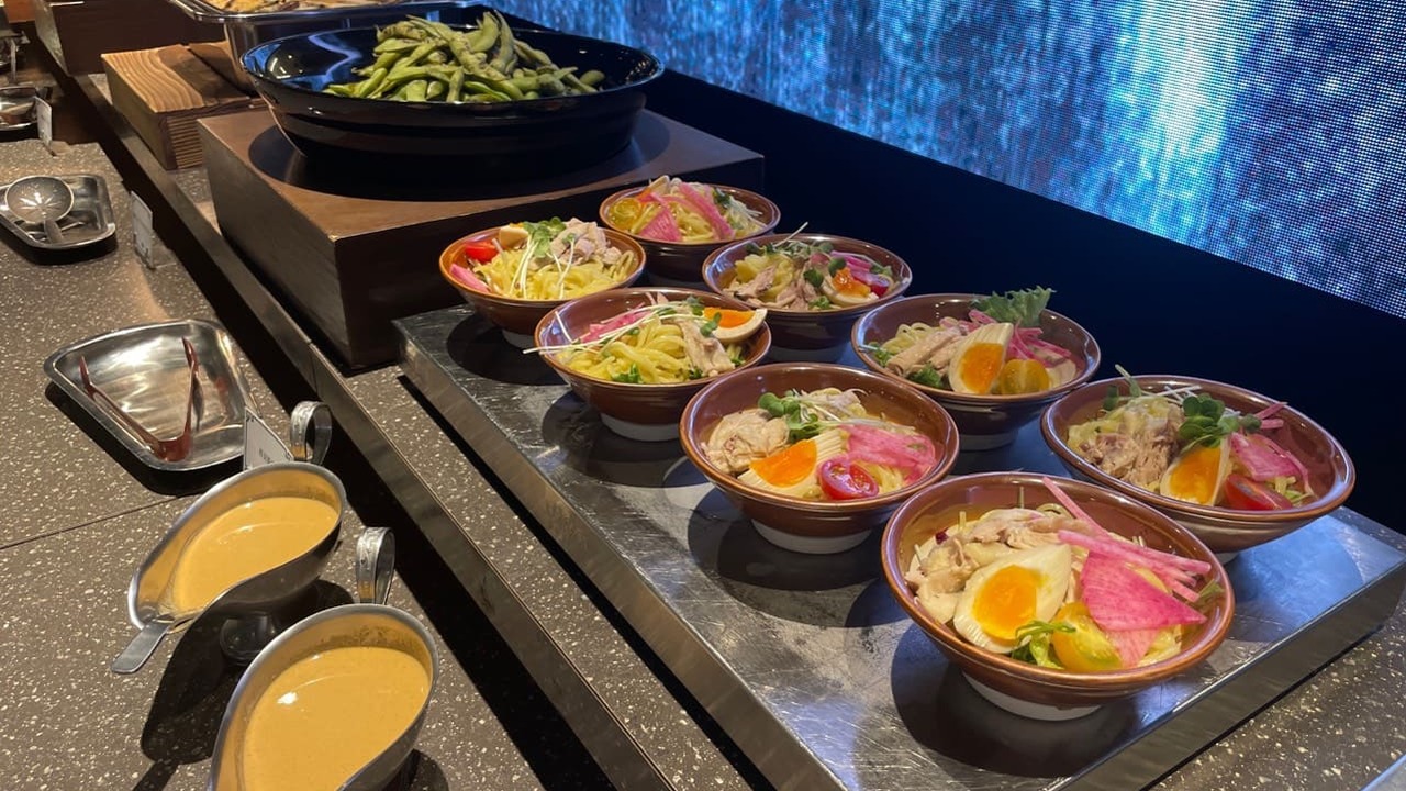 ジャパニーズ ビュッフェダイニング 伝 和食, その他(料理ジャンル) | レストランサービス・ホールスタッフ)の求人の写真 3枚目