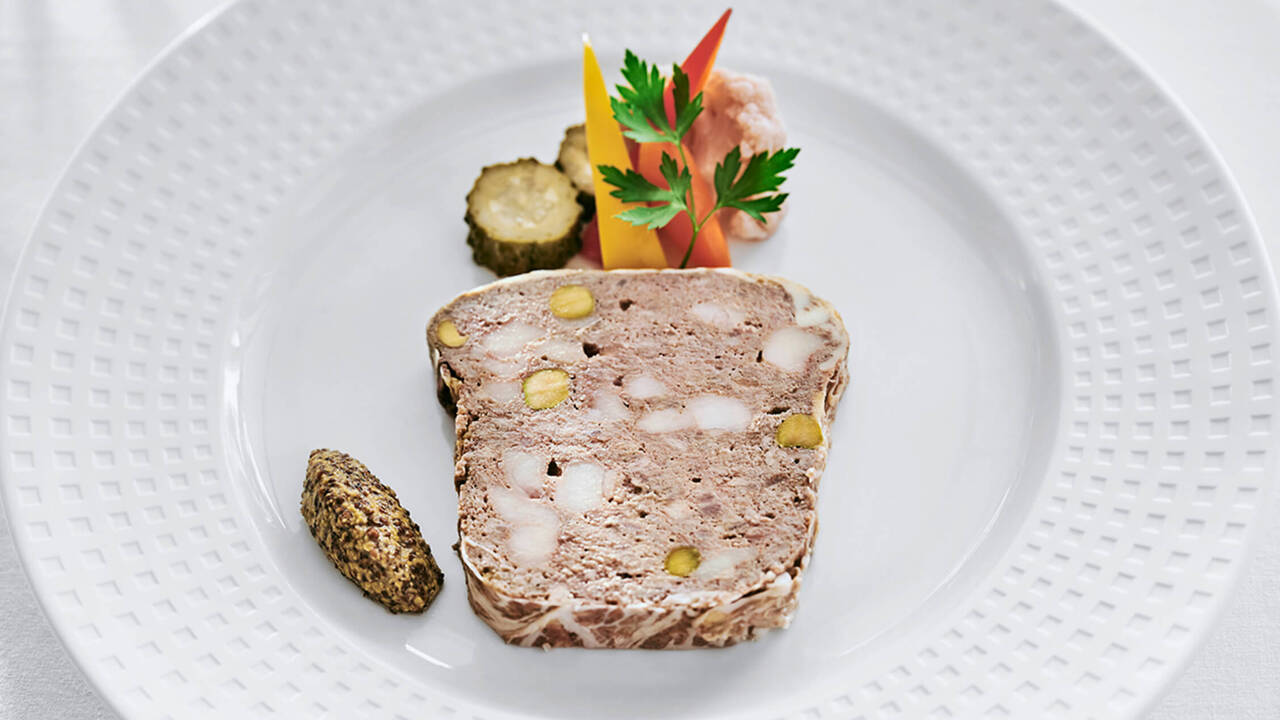 指帆亭 （Shihantei Pine Tree Resort）|料理長・料理長候補の求人画像2枚目
