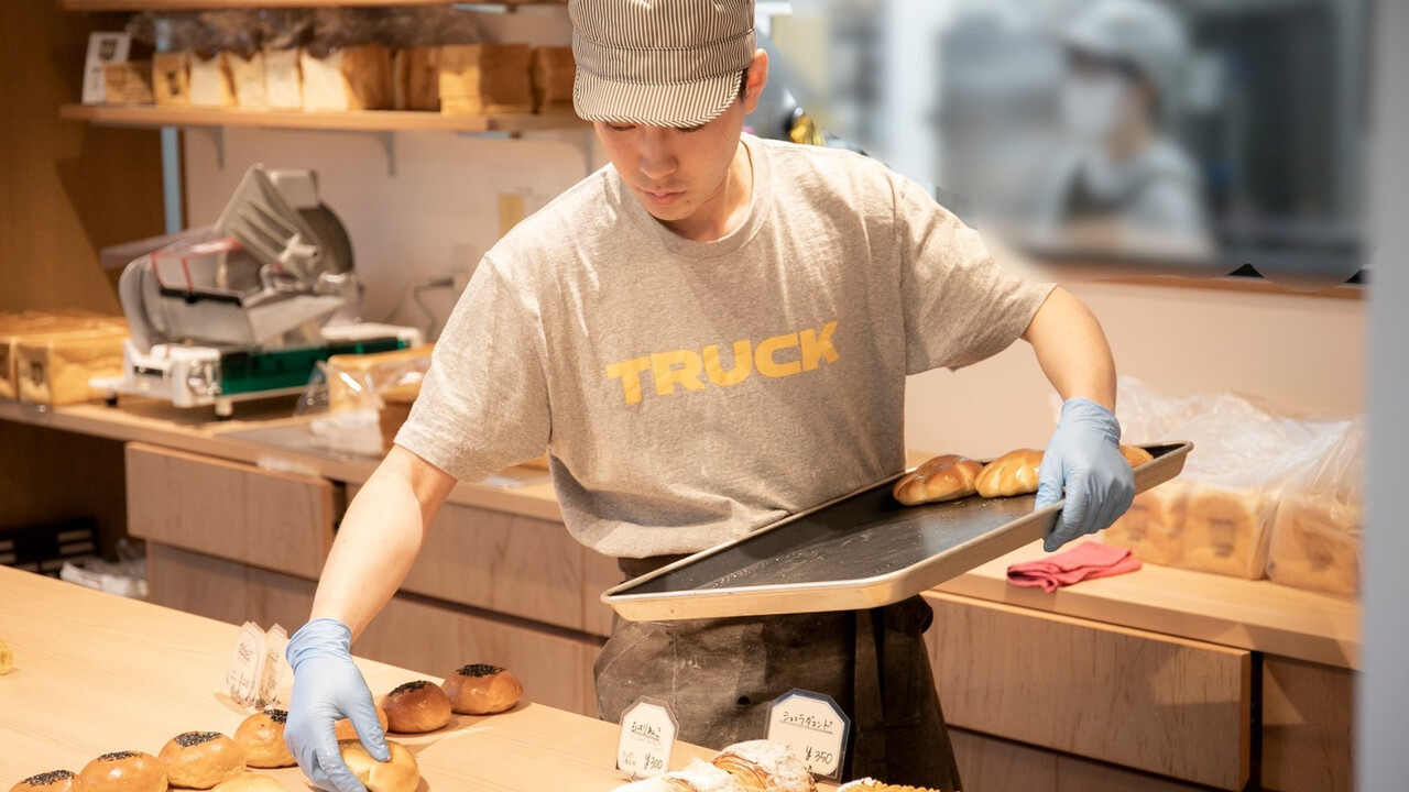 ベーカリーTRUCK|ブーランジェ・ベーカーの求人画像1枚目