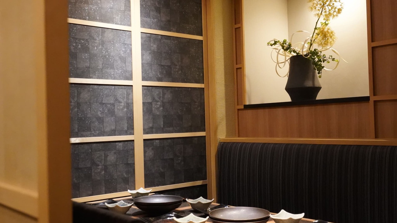 肉と日本酒　いぶり|店長・店長候補の求人画像1枚目