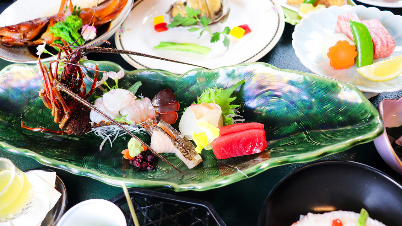 花山温泉　薬師の湯 花山温泉 ホテル・旅館 | マネージャー・管理職(料飲))の求人の写真 2枚目