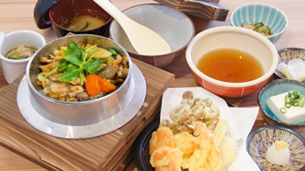 馬関そば|料理長・料理長候補の求人画像1枚目