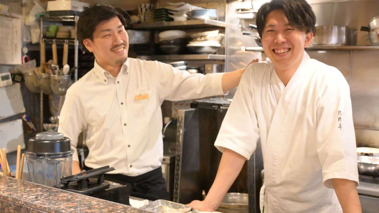 比内地鶏専門 比内亭|焼き鳥職人の求人画像1枚目