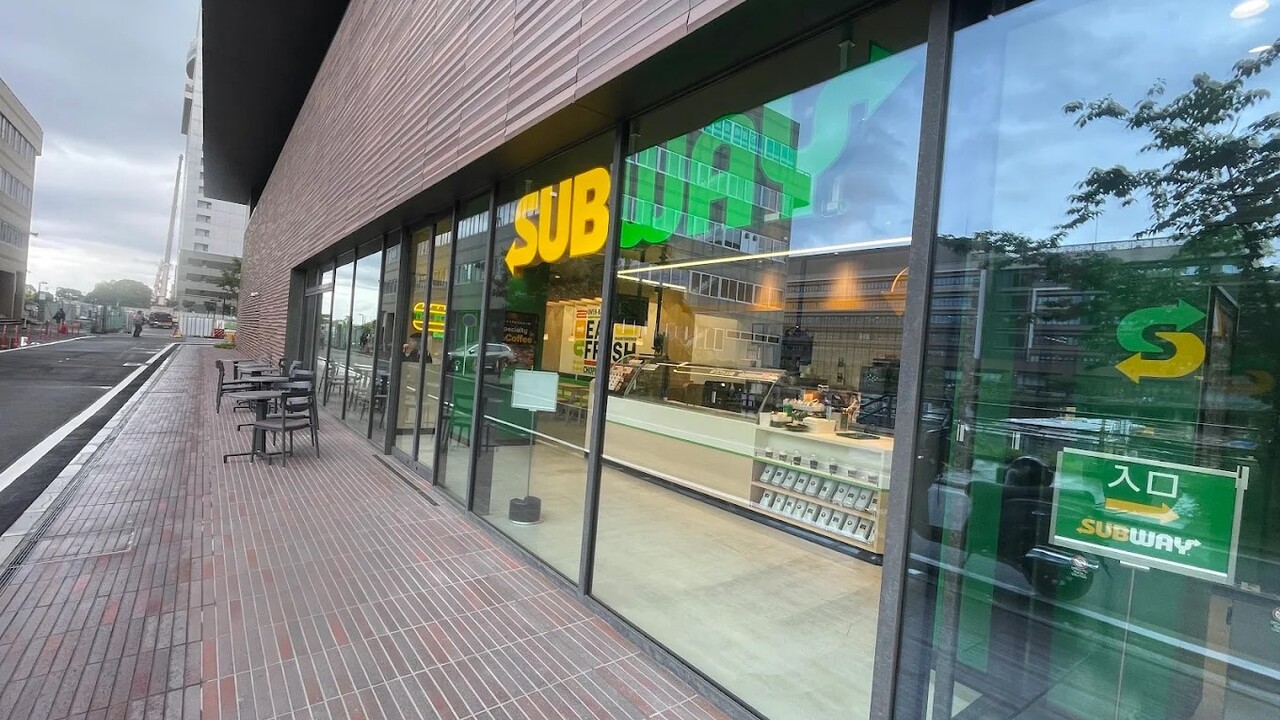 SUBWAY（サブウェイ） SUBWAY川崎アゼリア店 カフェ, ファストフード | 店長・店長候補)の求人の写真 3枚目