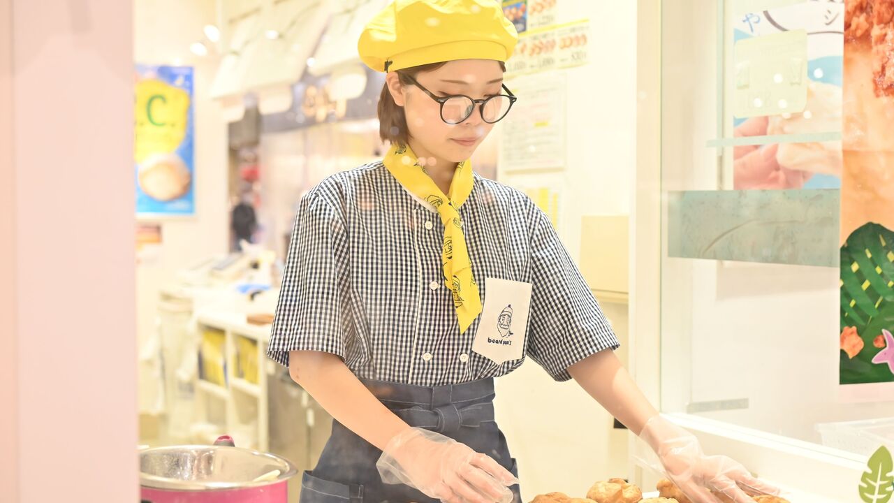 ビアードパパ|販売スタッフの求人画像1枚目