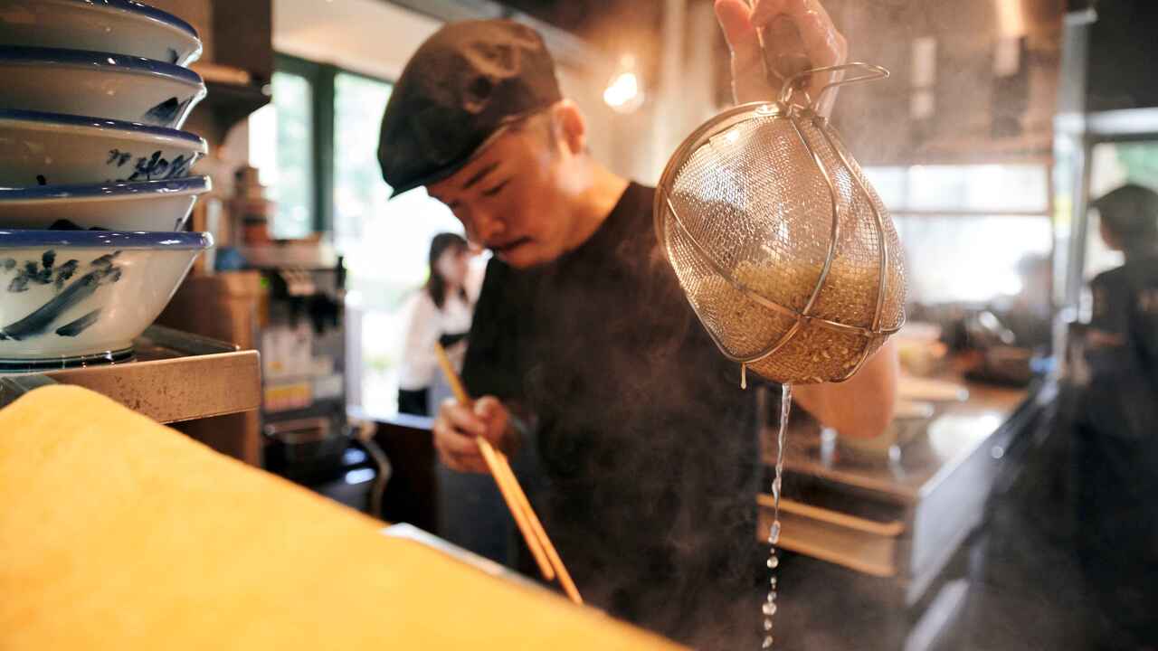 AFURI|レストランサービス・ホールスタッフの求人画像1枚目
