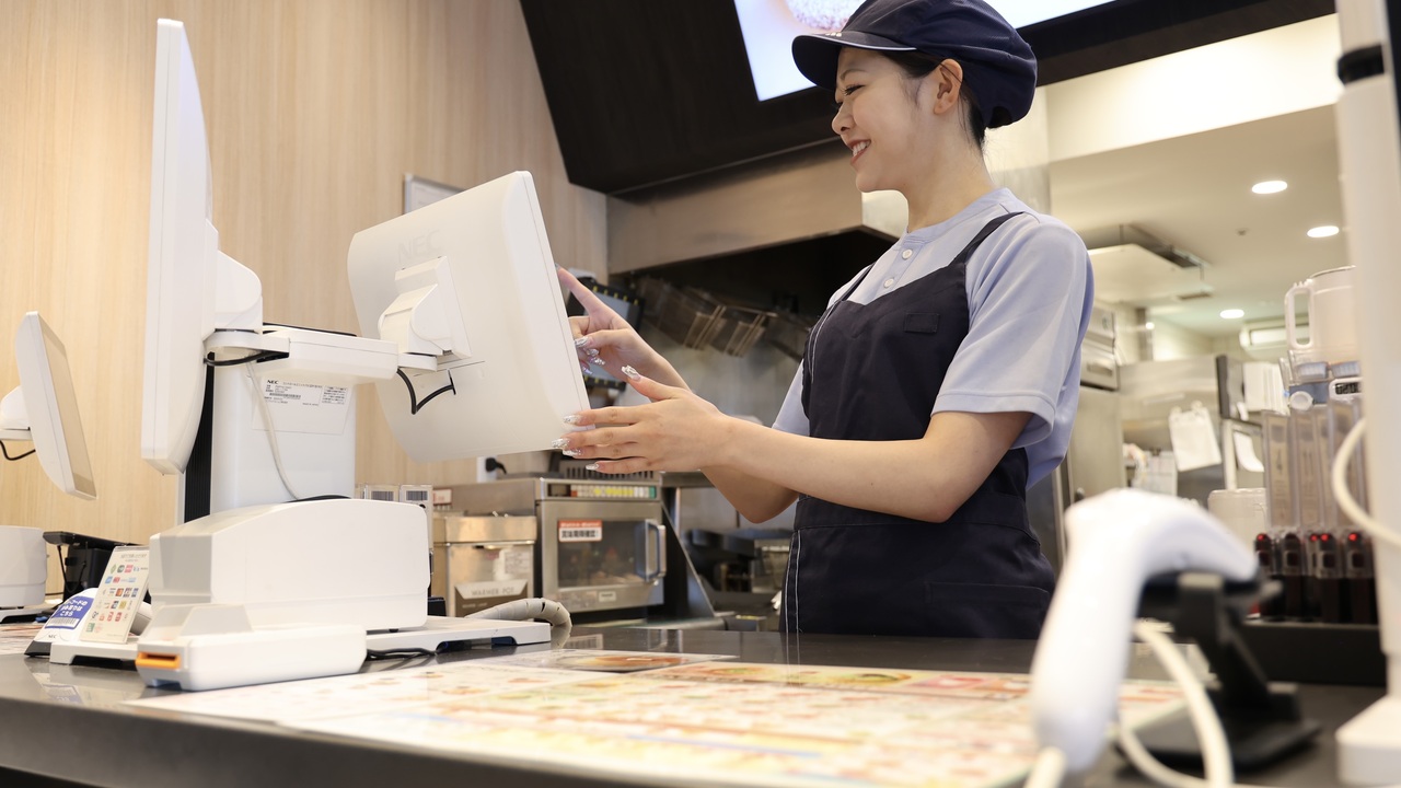 モスバーガー みずほほづみ店 ファストフード | 店長・店長候補)の求人の写真 1枚目