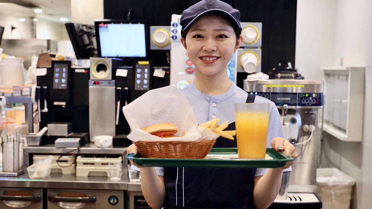 モスバーガー アルプラザ長浜店 ファストフード | 店長・店長候補)の求人の写真 1枚目