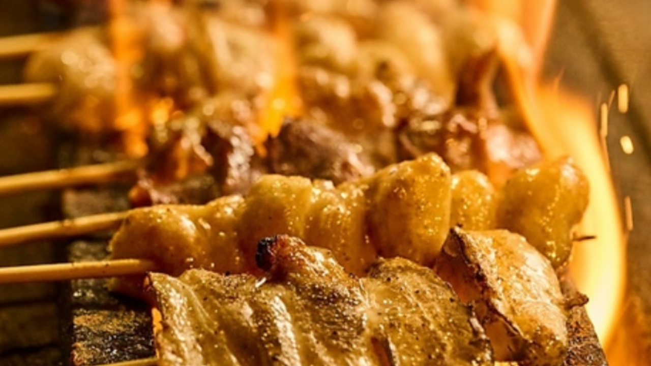 とりとんくん|女将・和装ホールの求人画像3枚目