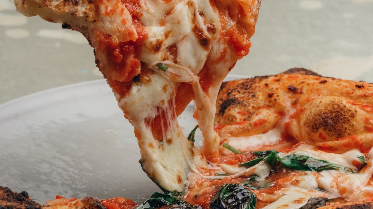 400℃ 400℃ PIZZA TOKYO イタリアン | ソムリエ)の求人の写真 2枚目